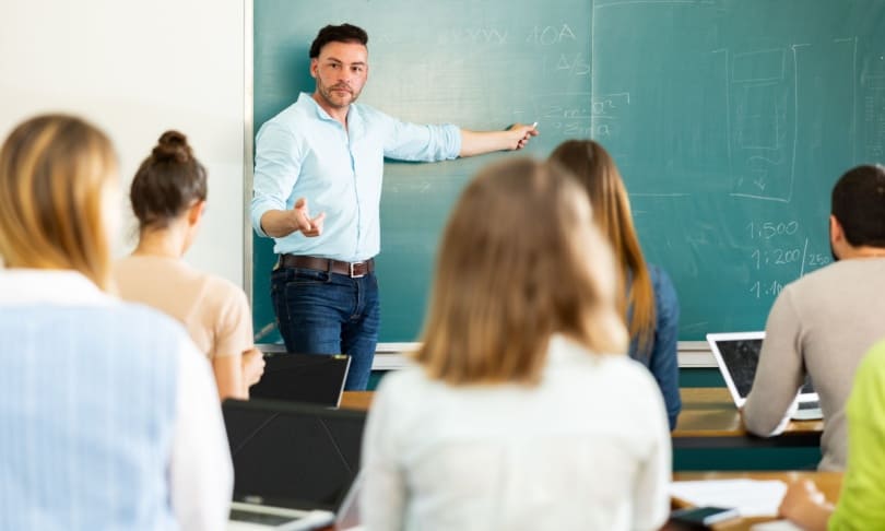 ¿Por que estudiar la carrera de educación?