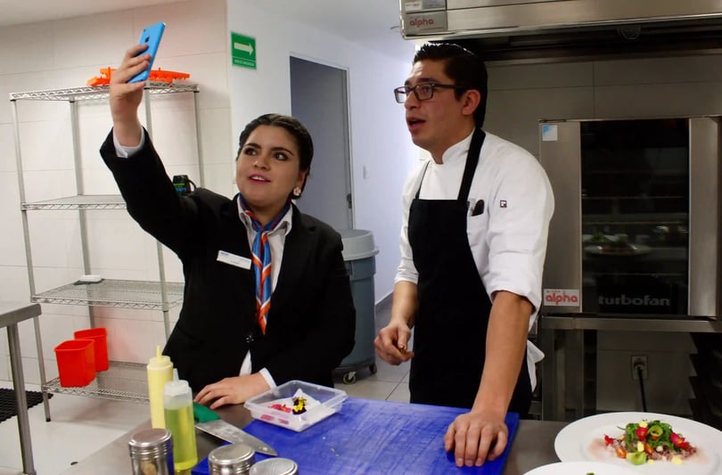 Gastronomía en UNITEC vía Periscope