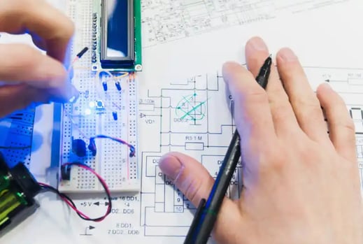 ¿Qué aprendes en Ingeniería Mecatrónica?