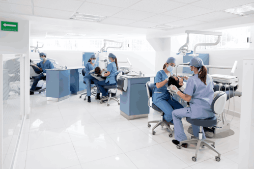 razones-para-estudiar-odontologia-en-la-unitec-2-Dec-17-2022-09-07-13-5976-PM_11zon