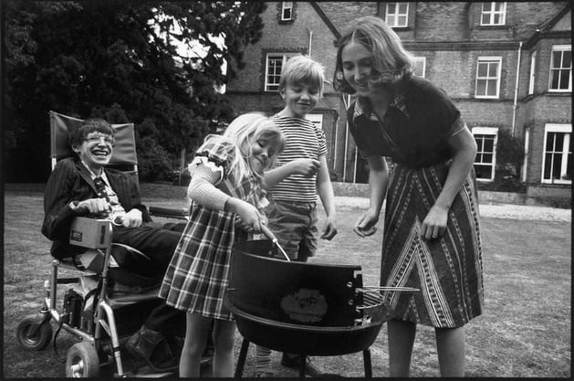 stephen-hawking-sus-mas-grandes-logros-3-4_11zon