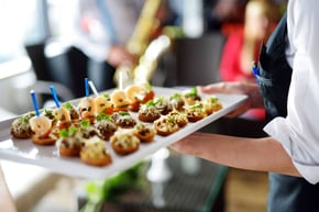 Banquetes y catering: dos conceptos gastronómicos y una historia en común