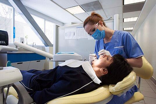 clinica-odontologia-unitec-4-2-3