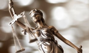 Maestría en Derecho o Maestría en Juicios Orales: ¿Cuál te conviene?