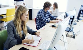 Qué carreras estudiar si te gustan los negocios y la administración