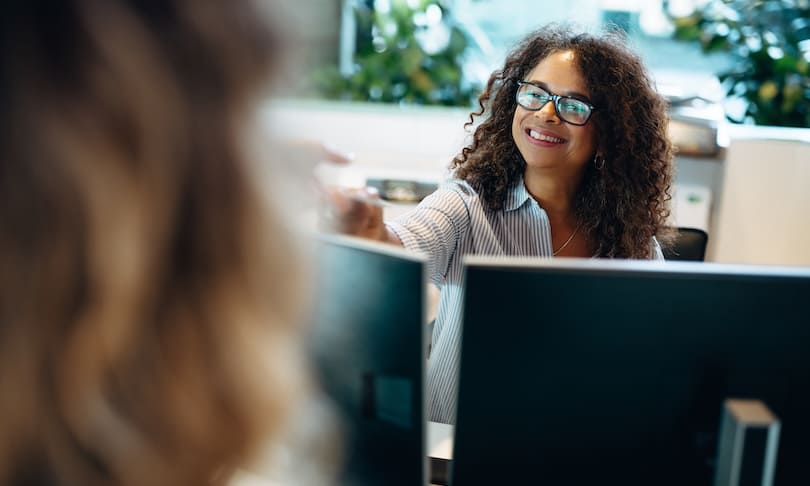 Administradora Pública trabajando con impacto social y abriendo nuevas oportunidades laborales