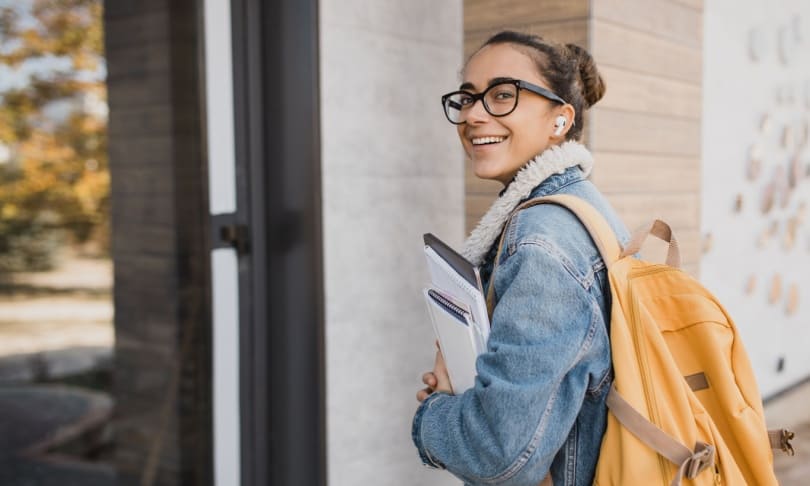 ¿Cómo obtener una beca en UNITEC?