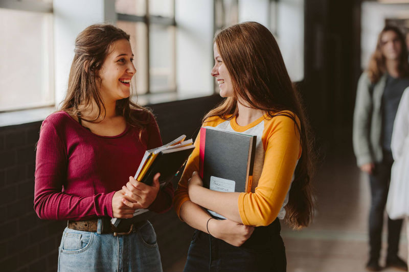 10 beneficios de estudiar en una universidad privada