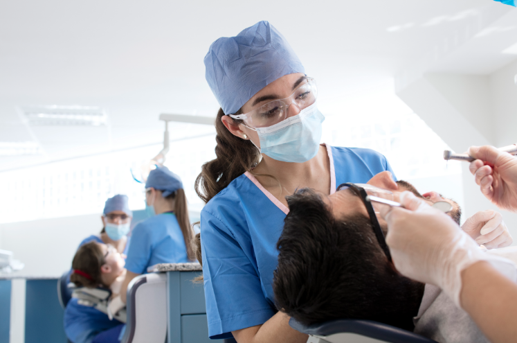 10 razones para estudiar Odontología en la UNITEC
