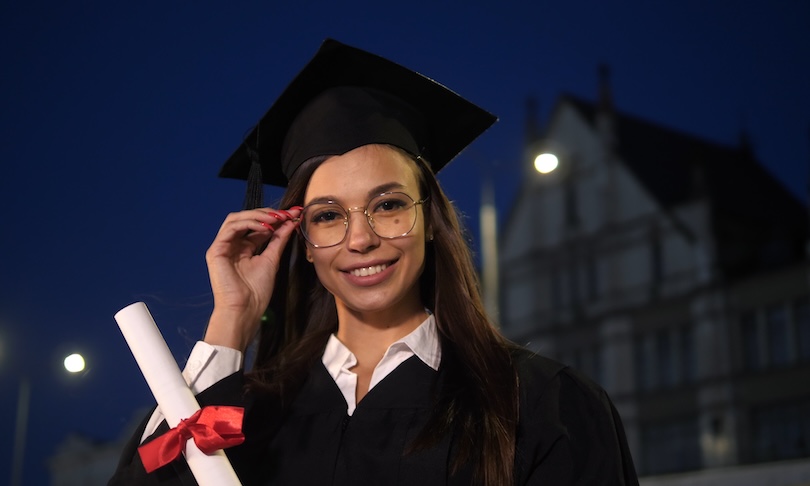 por que es importante tener titulo universitario