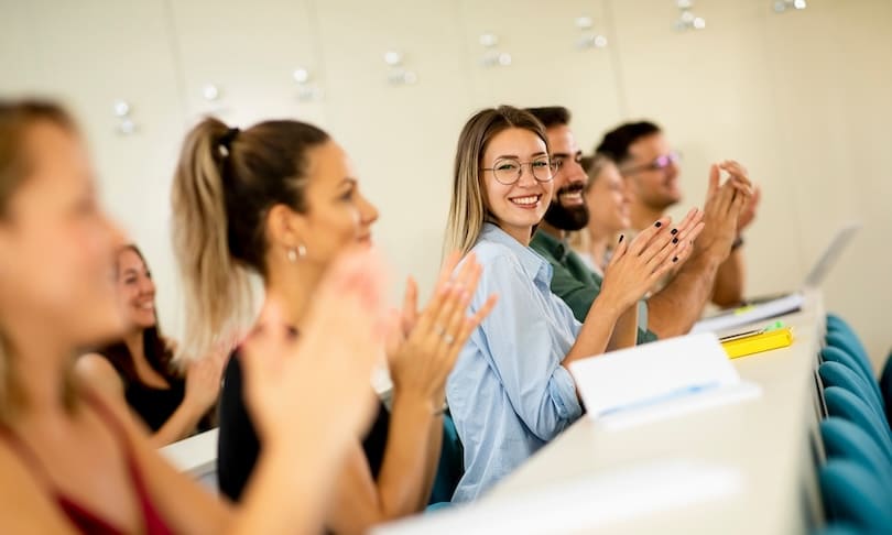 ¿Estudiar por vocación o por dinero?