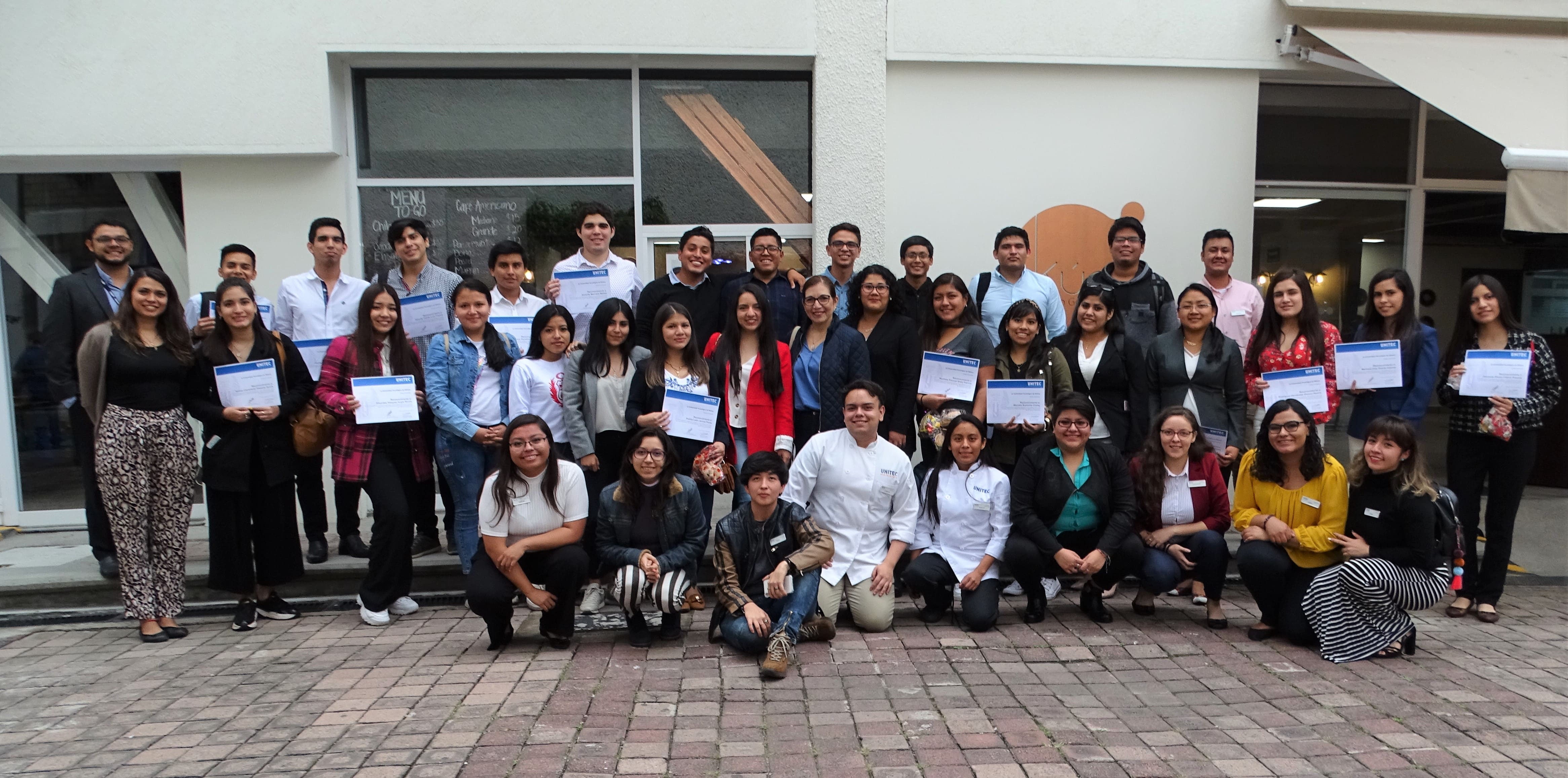 Semana Académica Internacional de Perú1