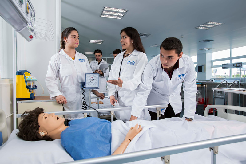 5 fabulosos laboratorios de salud UNITEC para aprender practicando
