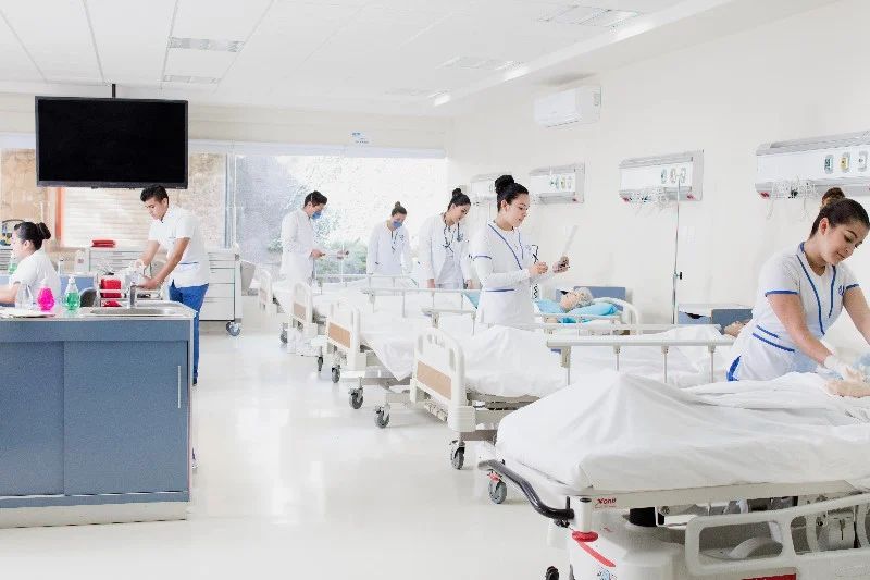 ¿Cómo trabajan los enfermeros en tiempos de pandemia?