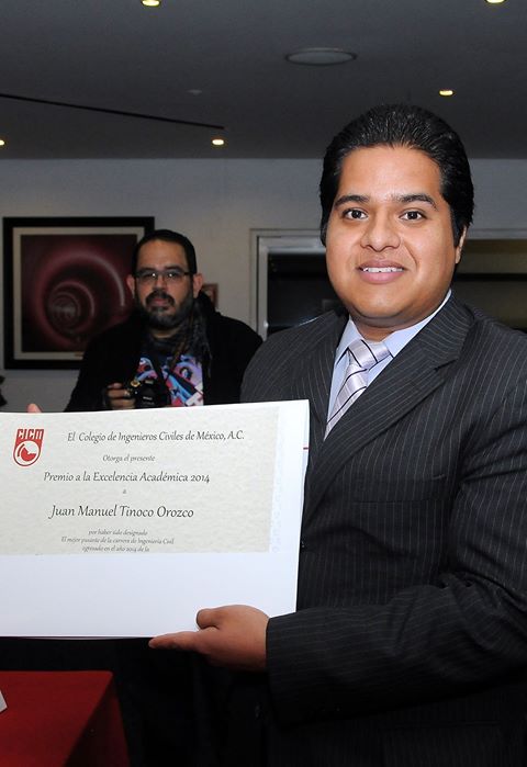 Alumnos UNITEC galardonados con el Premio a la Excelencia Académica